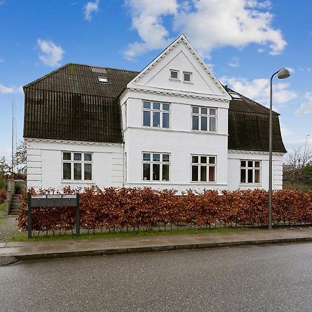 Aday - Apartment Suite Aalborg Center エクステリア 写真