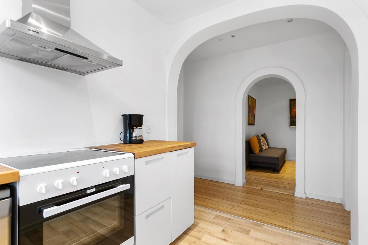 Aday - Apartment Suite Aalborg Center エクステリア 写真